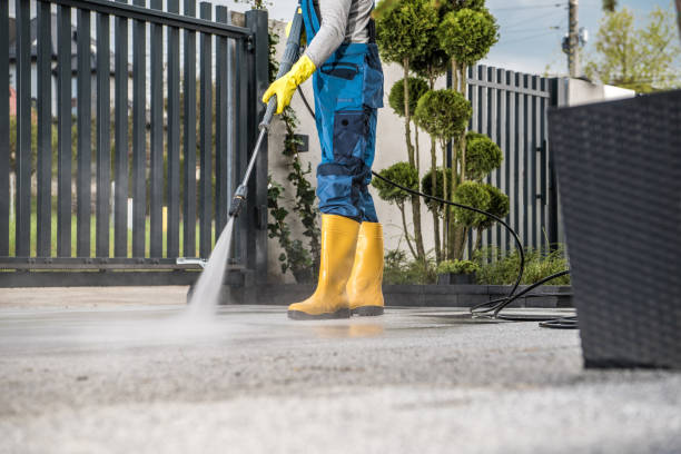 Best Restaurant Pressure Washing  in Oak Ridge, FL